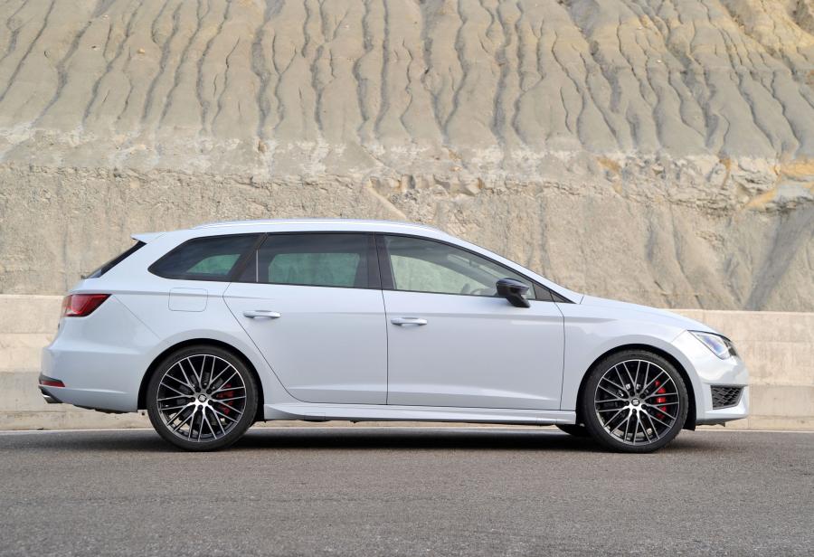  Seat Leon ST Cupra 280 2015 года  (фото 26 из 29)